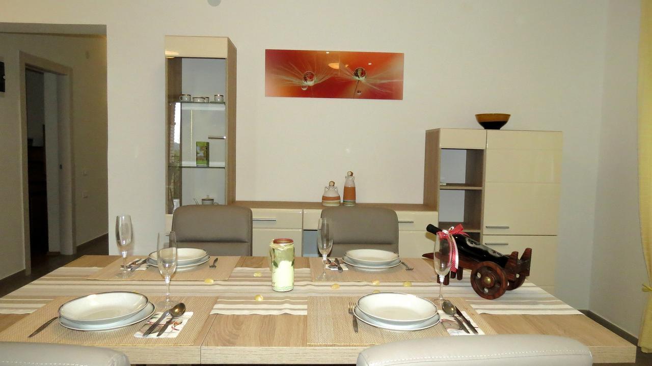 Ane Apartment Loborika Экстерьер фото