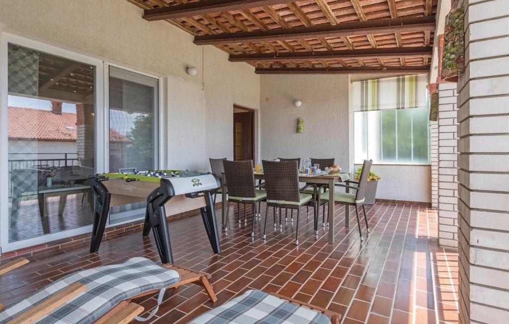 Ane Apartment Loborika Экстерьер фото